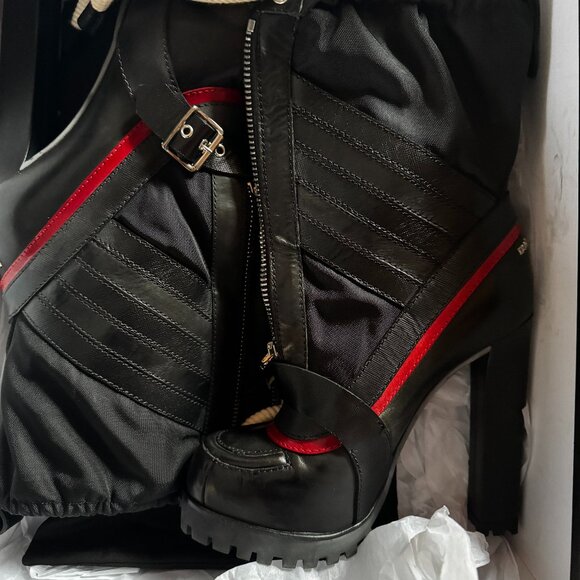 DSquared Snow Mobile Boots Size 39 - Picture 3 of 7